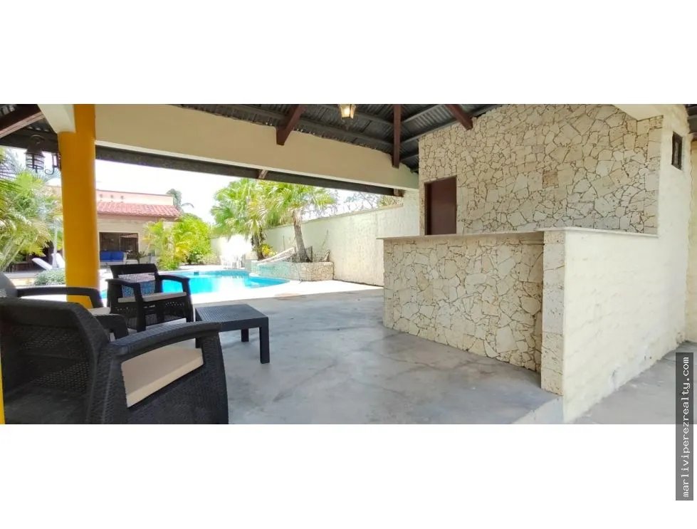 Furnished House Rental with Private Pool in Coloncito