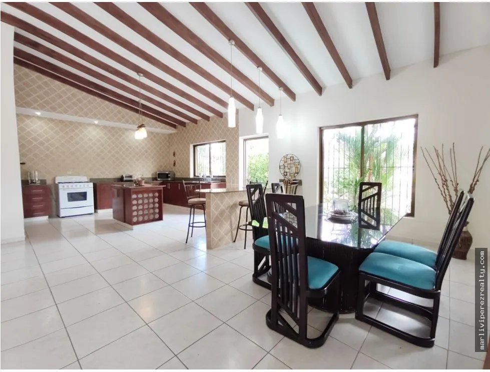 Furnished House Rental with Private Pool in Coloncito