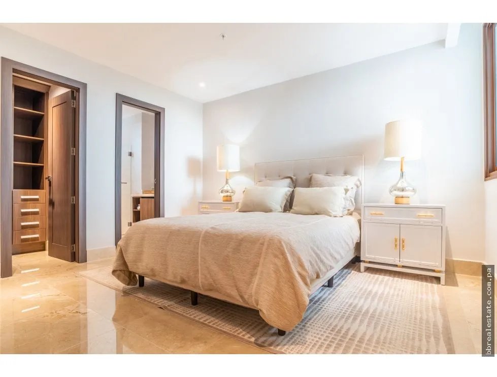Apartment for Sale in Santa María, The Colonial
