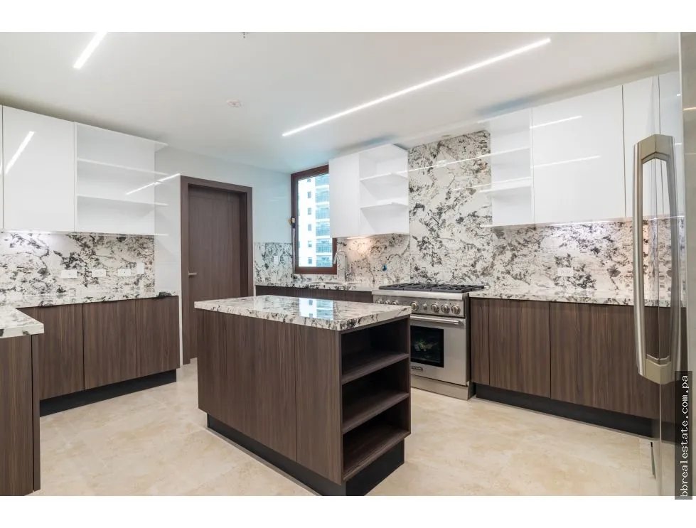 Apartment for Sale in Santa María, The Colonial