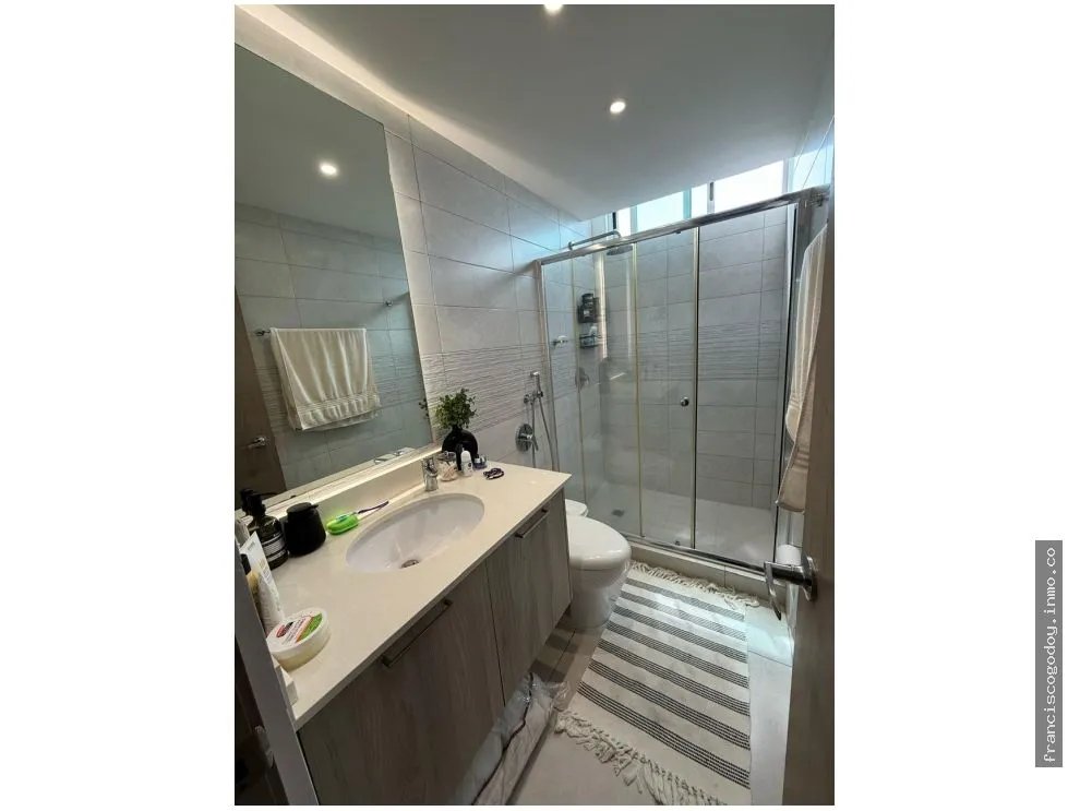 Apartment for Sale at Edison Plaza