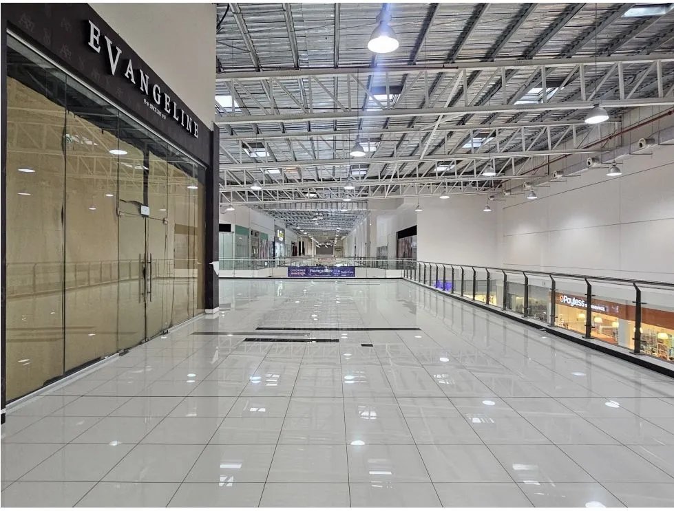 Commercial Space for Sale/Rent at Santiago Mall, Veraguas. MB
