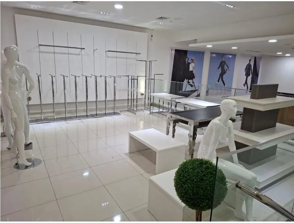 Commercial Space for Sale/Rent at Santiago Mall, Veraguas. MB