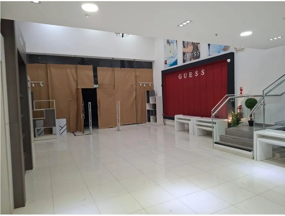 Commercial Space for Sale/Rent at Santiago Mall, Veraguas. MB