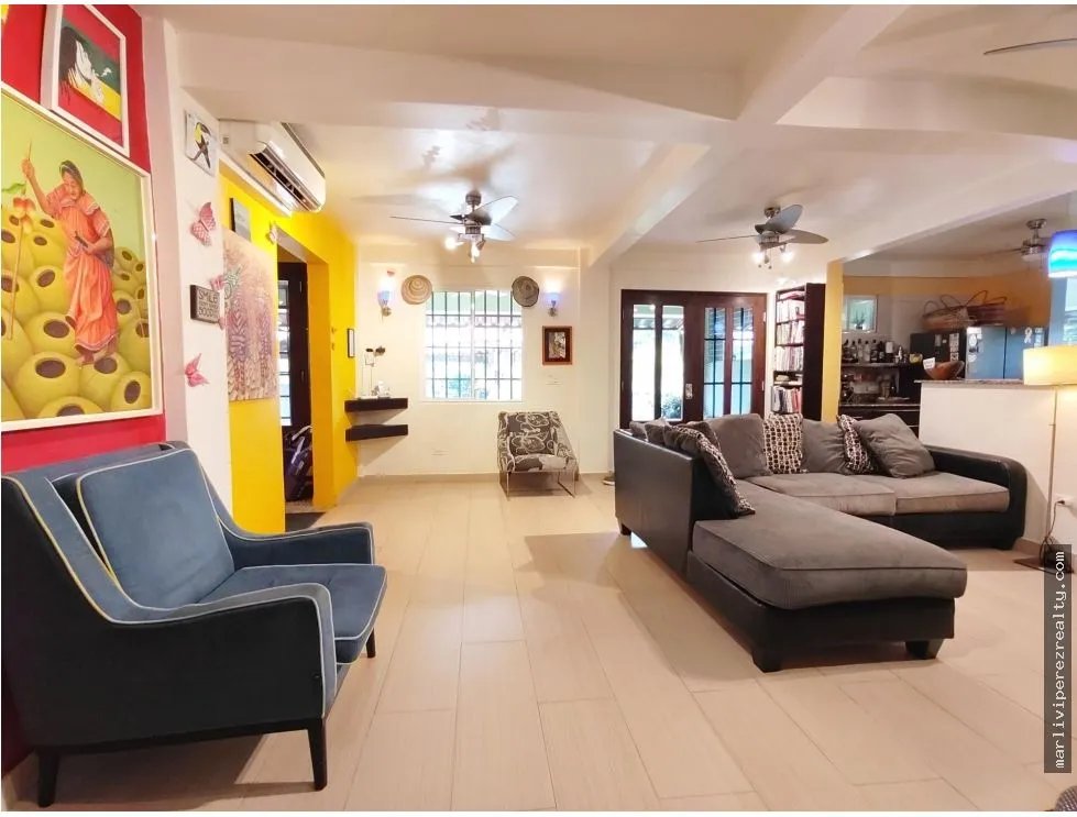 Oasis via El Valle: 4-Bedroom Home with Guest House
