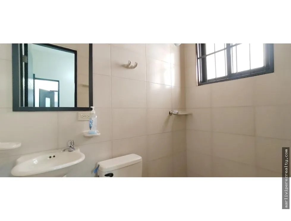Townhome for Sale at Embassy Club for Investment