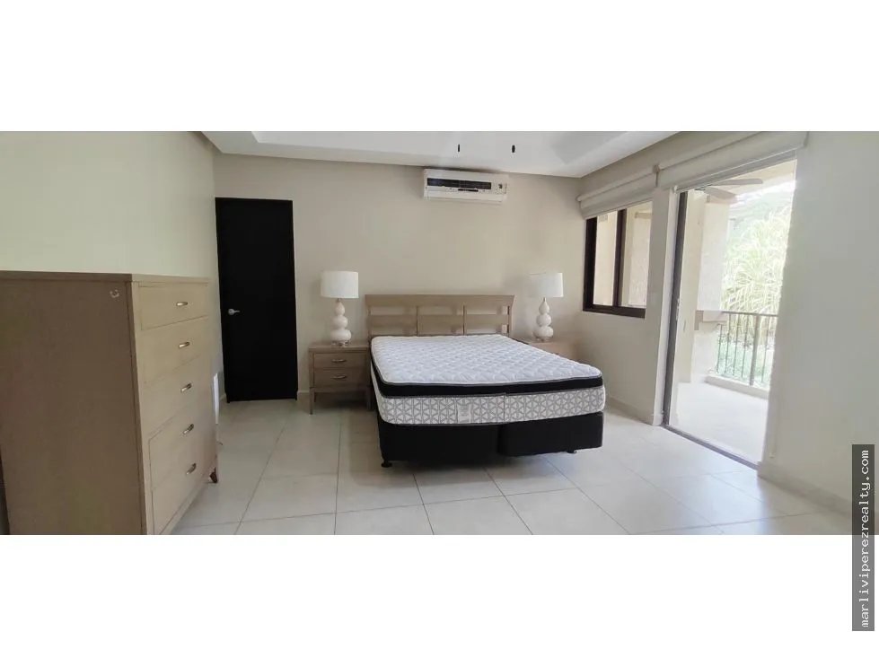 Townhome for Sale at Embassy Club for Investment