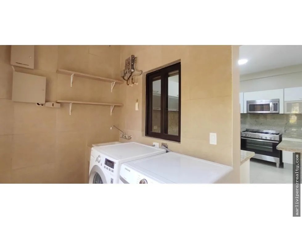 Townhome for Sale at Embassy Club for Investment