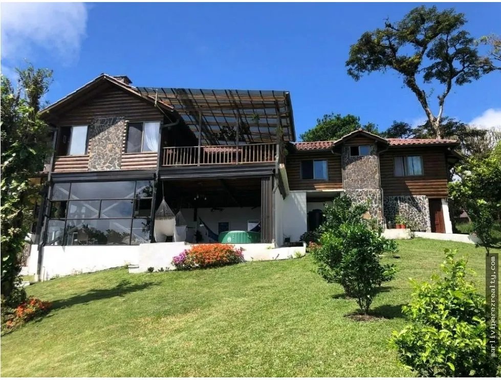 Sale of House in Altos de María