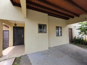 Venta de casa en PH Woodlands, Panama Pacifico