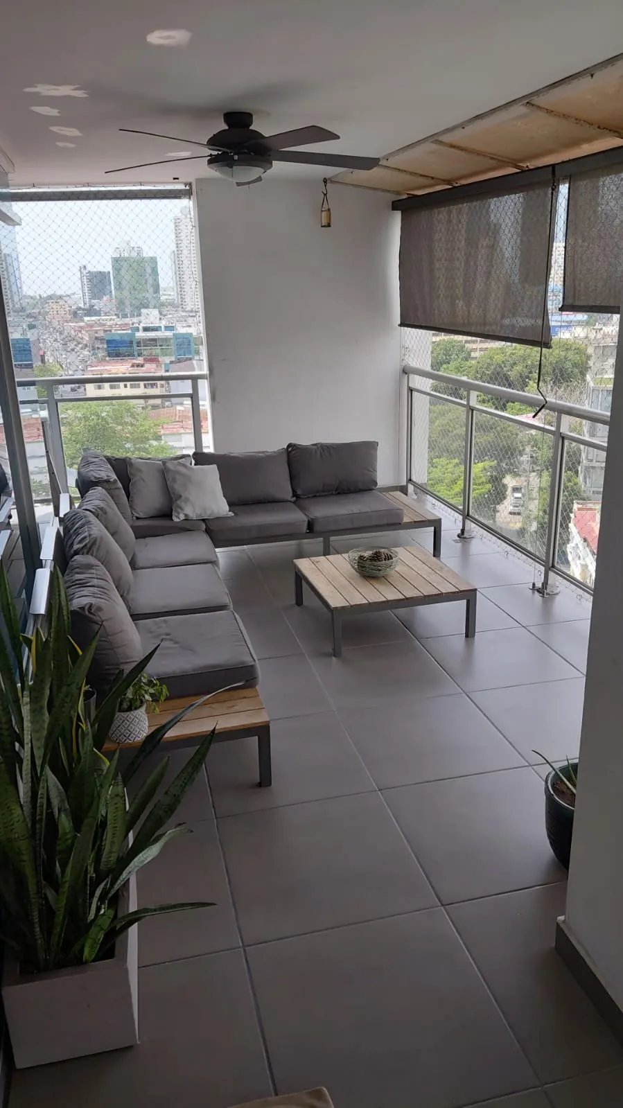 Spectacular Penthouse in El Carmen: 3 Bedrooms with En-suite Bathrooms + Den