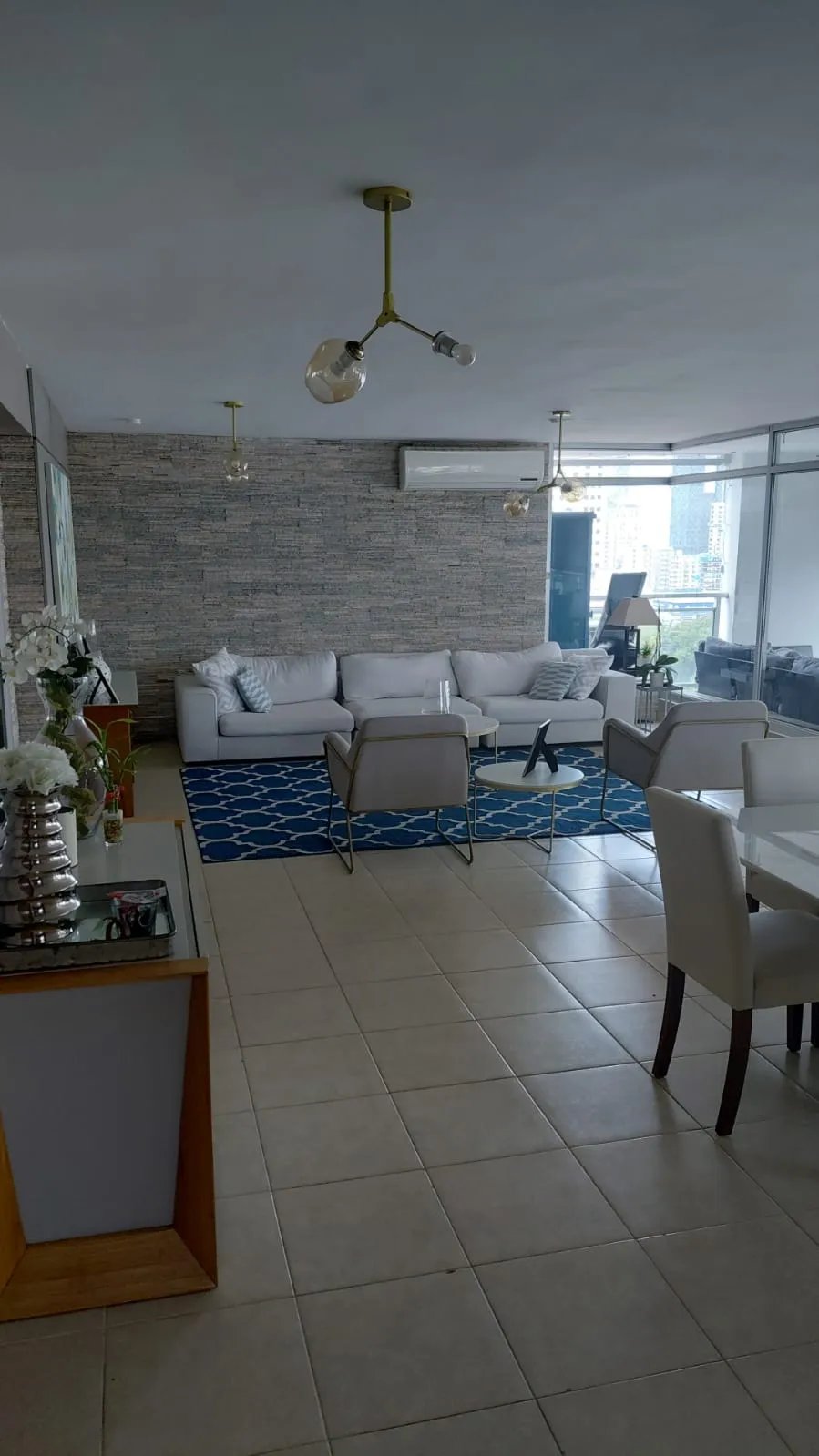Spectacular Penthouse in El Carmen: 3 Bedrooms with En-suite Bathrooms + Den