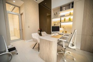 40m² Medical Suite at Town Center Costa del Este – Turnkey R…