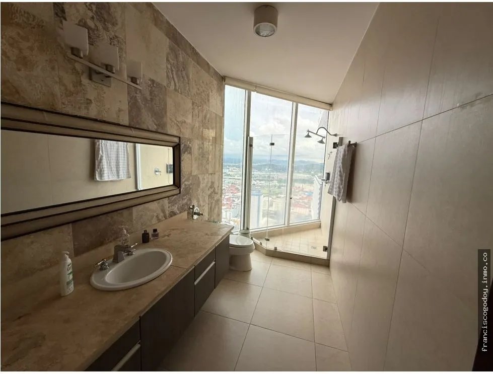 Apartamento en alquiler en Avenida Balboa