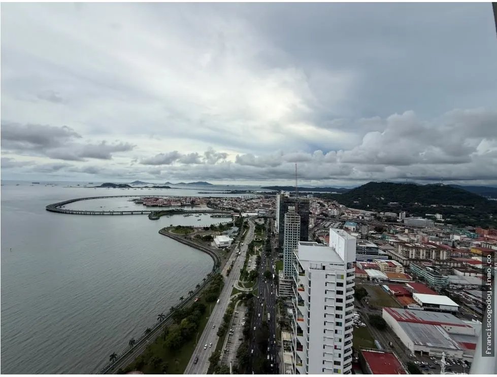 Apartamento en alquiler en Avenida Balboa