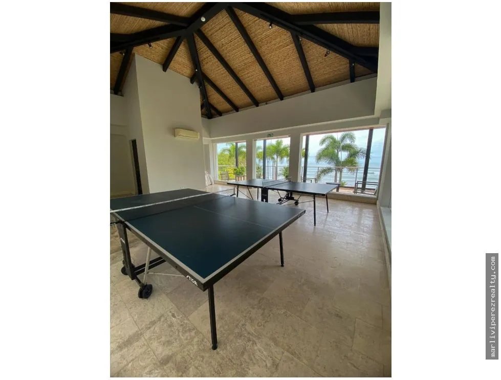 Venta de apartamento frente al mar en San Carlos