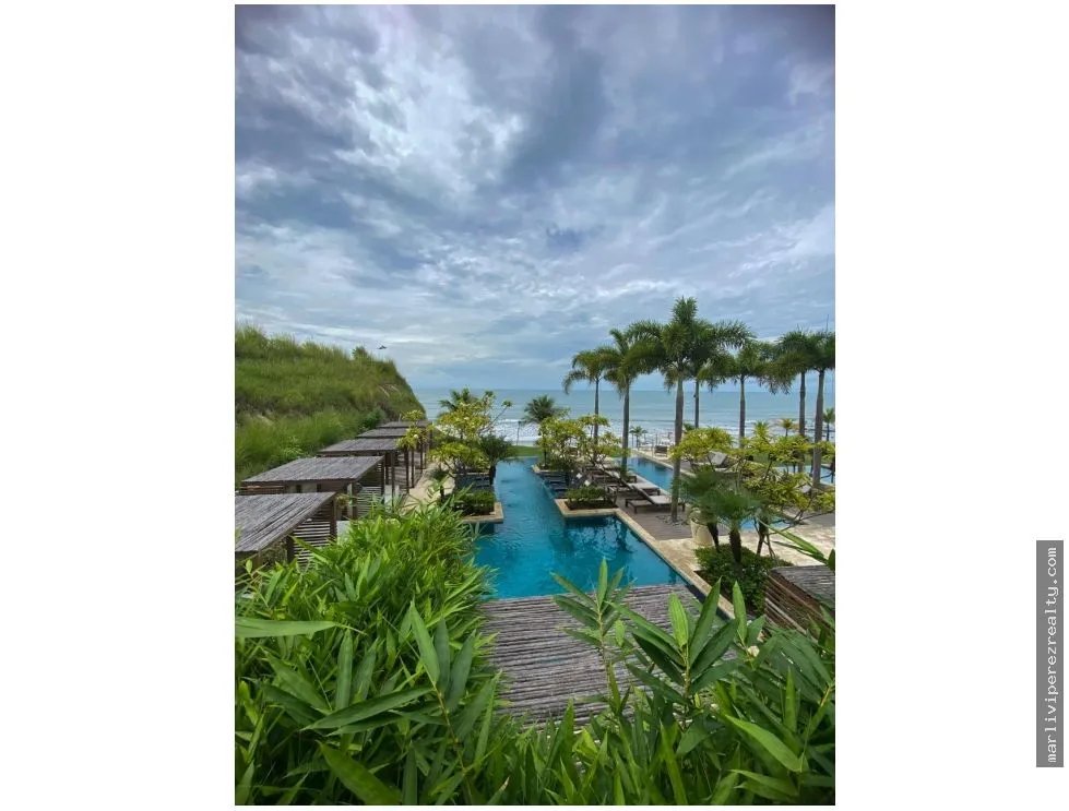 Venta de apartamento frente al mar en San Carlos