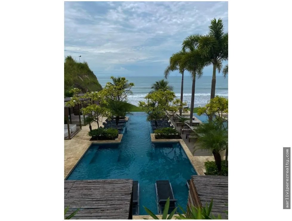 Venta de apartamento frente al mar en San Carlos