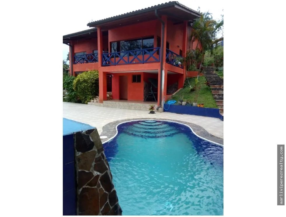 Casa à Venda em Chame