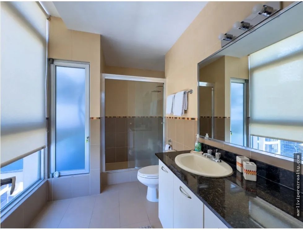 Alquiler de Apartamento frente al mar Av. Balboa