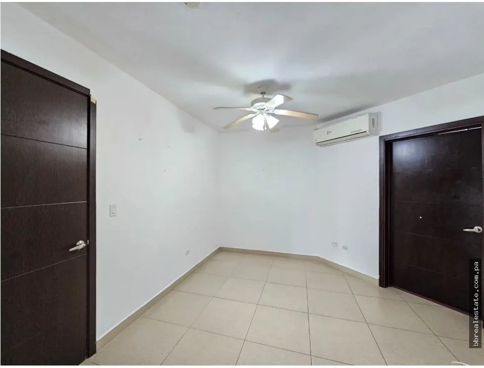 Alquiler de apartamento en PH Country Club, Costa del Este