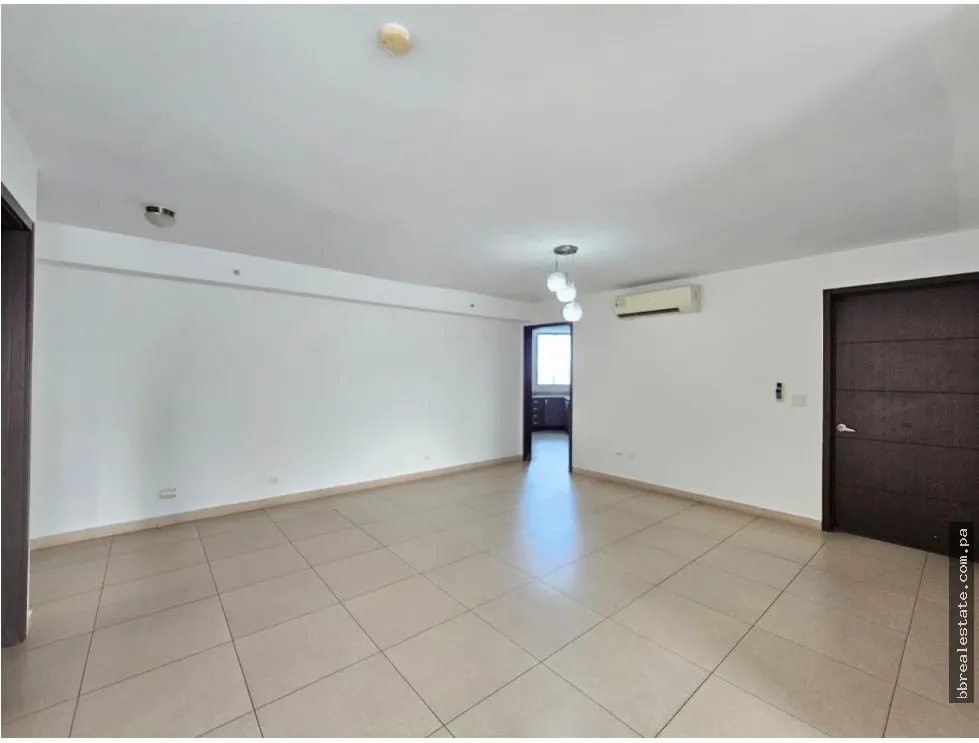 Alquiler de apartamento en PH Country Club, Costa del Este