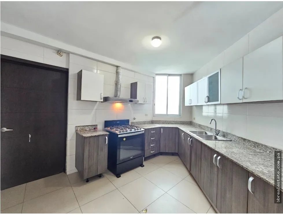 Alquiler de apartamento en PH Country Club, Costa del Este