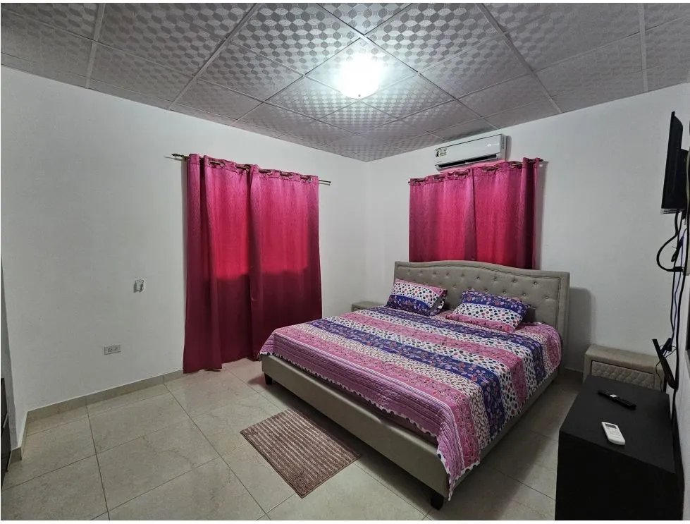 Alquiler de casa amoblada en Country Village, Villa de Los Santos. MB