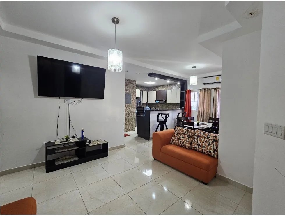 Alquiler de casa amoblada en Country Village, Villa de Los Santos. MB