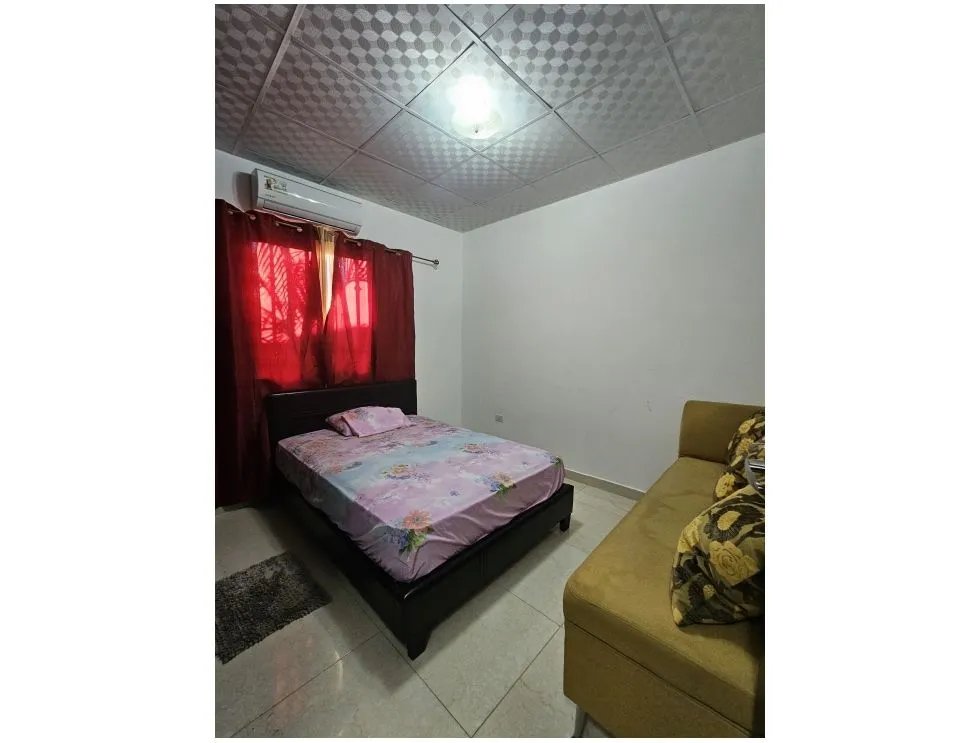 Alquiler de casa amoblada en Country Village, Villa de Los Santos. MB