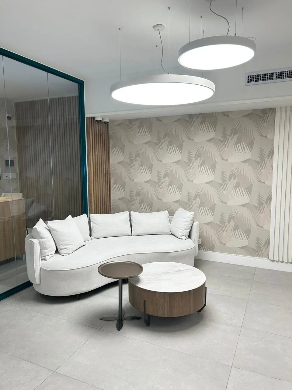 Commercial Space for Sale in Marbella – 120 m² Ground Floor (2 Parking Spaces / 2 Restrooms)