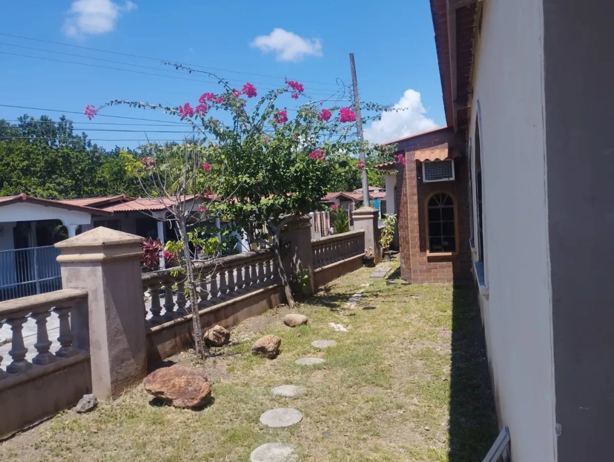 For Sale House Chalet-Style Home in Brisas Del Golf, Panama City