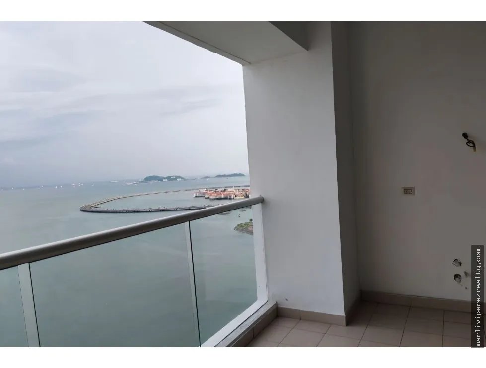 OCEANVIEW APARTMENT RENTAL ON AVENIDA BALBOA - HIGH FLOOR