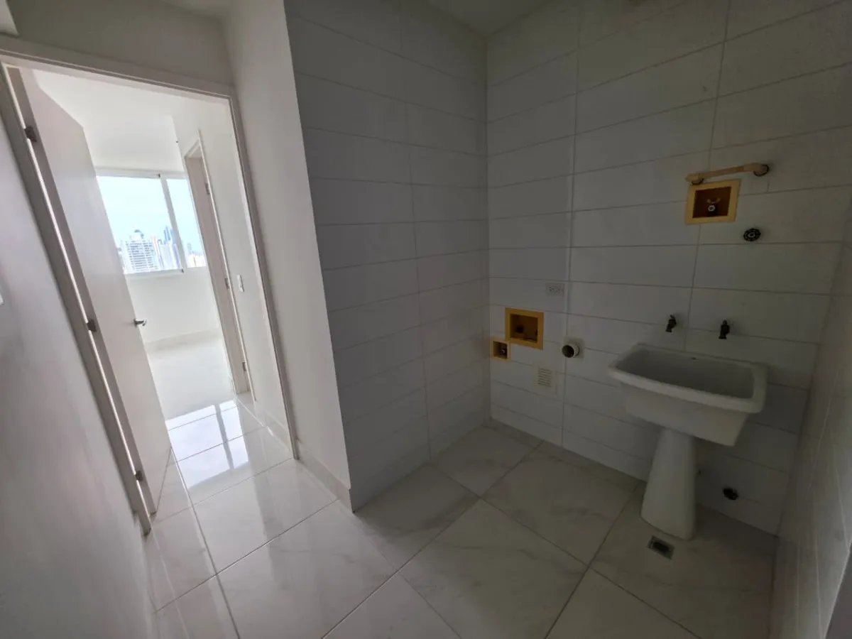 Apartamento à Venda em Edison Park