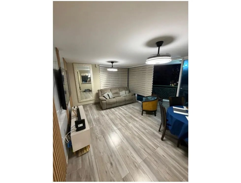 Apartamento à Venda em Edison Park