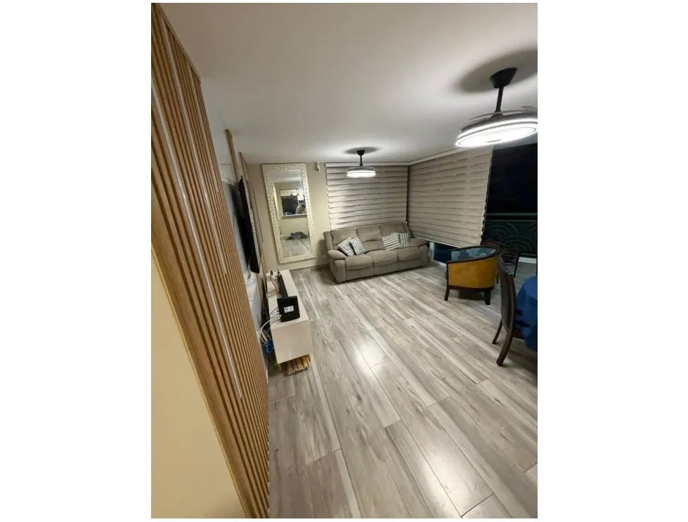 Apartamento à Venda em Edison Park