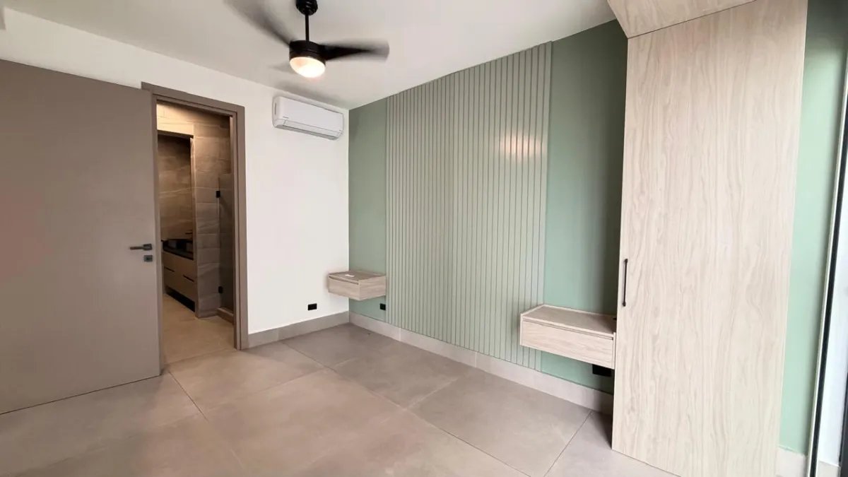 Apartamento for Rent in Coco del Mar.