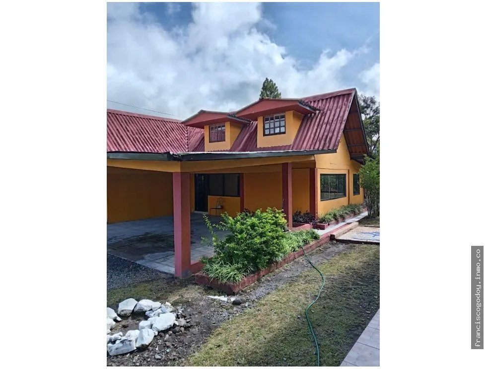 Cabins for Sale in Volcan Chiriqui