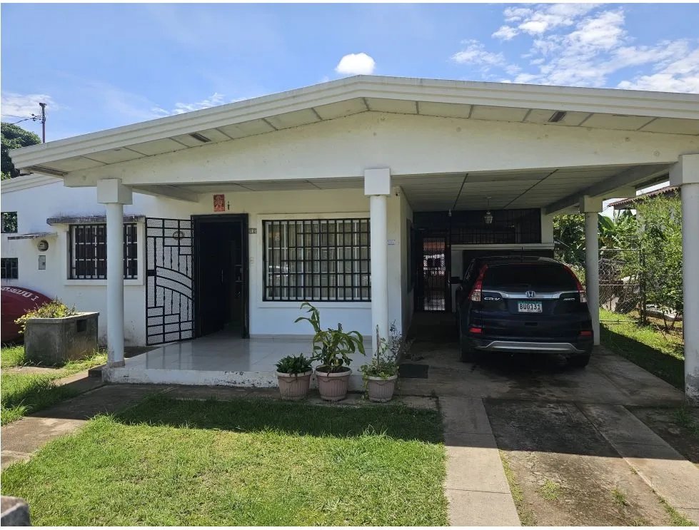 Casa à Venda em Chitré