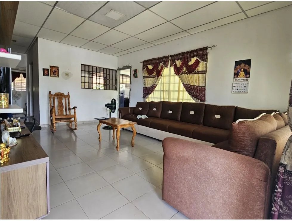 Casa à Venda em Chitré