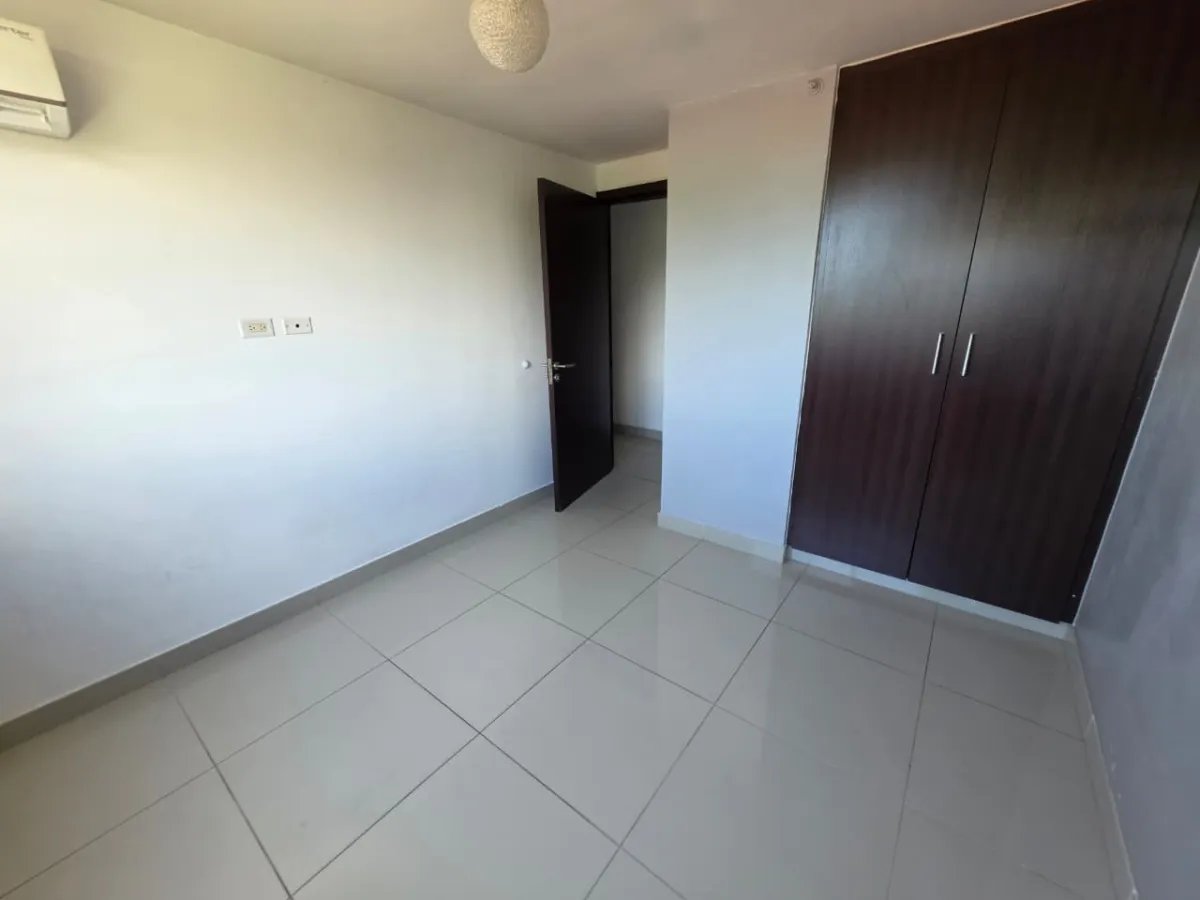 Apartamento à Venda em Condado Del Rey