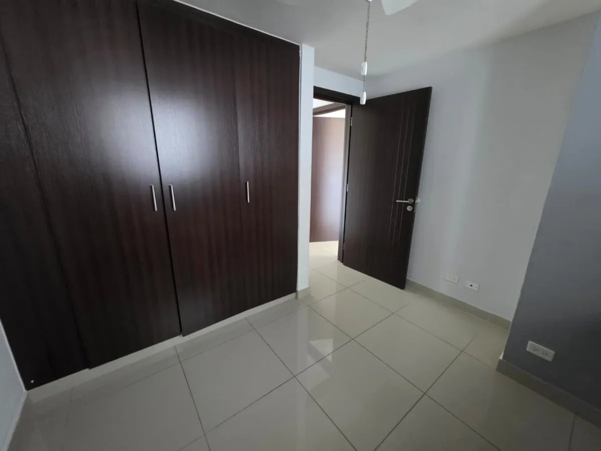 Apartamento à Venda em Condado Del Rey