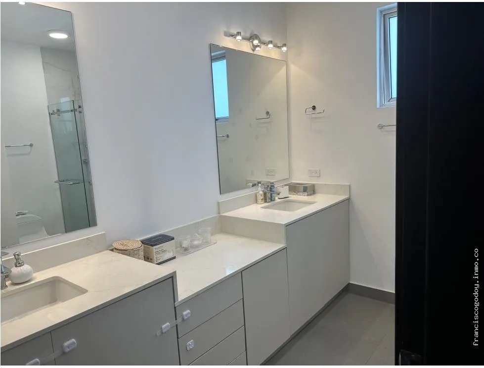 Vendo Apartamento en Titanium - Costa del Este