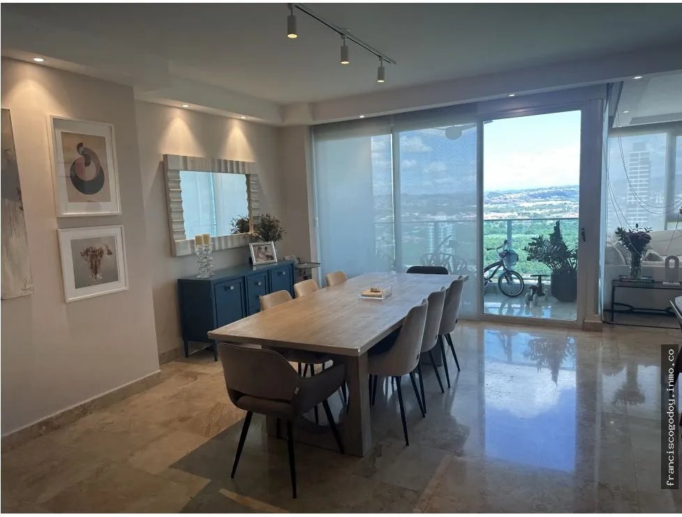 Vendo Apartamento en Titanium - Costa del Este