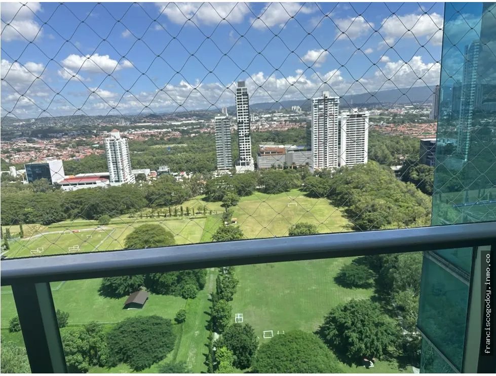 Vendo Apartamento en Titanium - Costa del Este