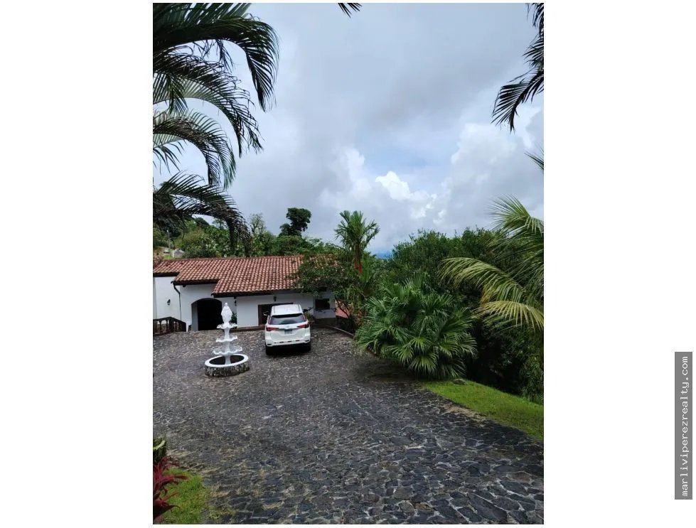 Venta de casa en Altos de Maria