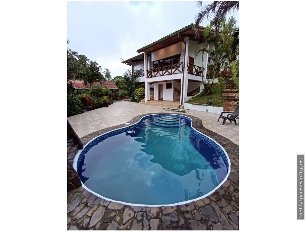 Venta de casa en Altos de Maria