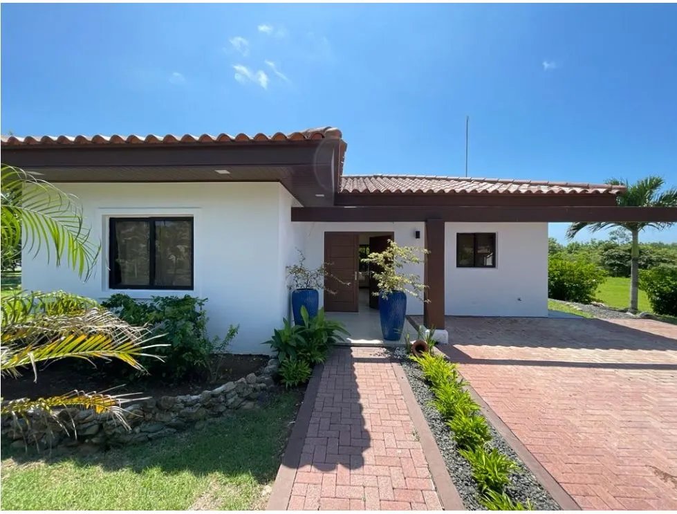 Beach House Rental in Andromeda, Pedasí, El