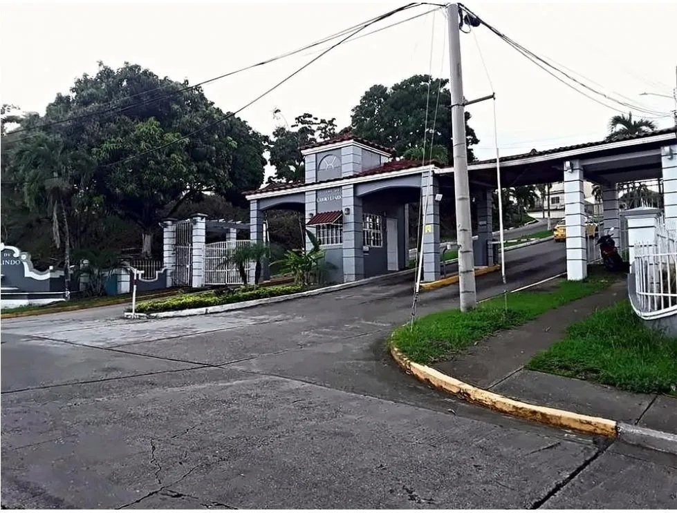 House Rental in Villas de Cerro Lindo, El Crisol. MY
