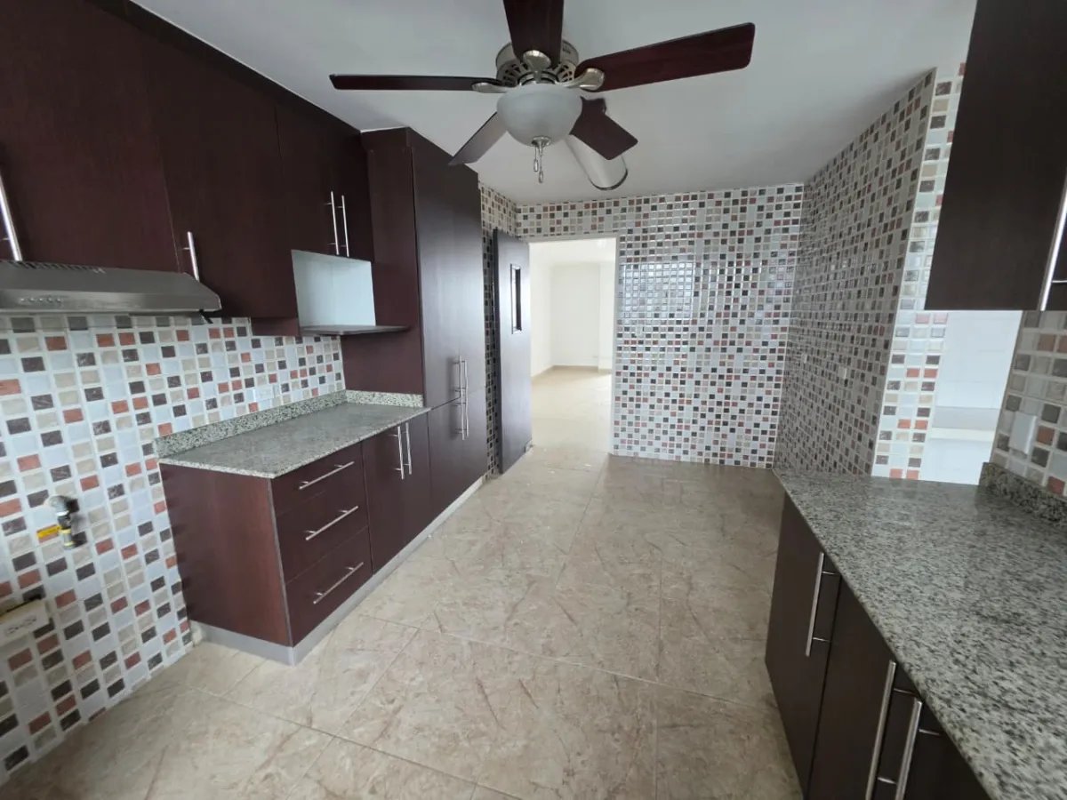 Apartment for Sale at PH Marbella Tower II, Bella Vista